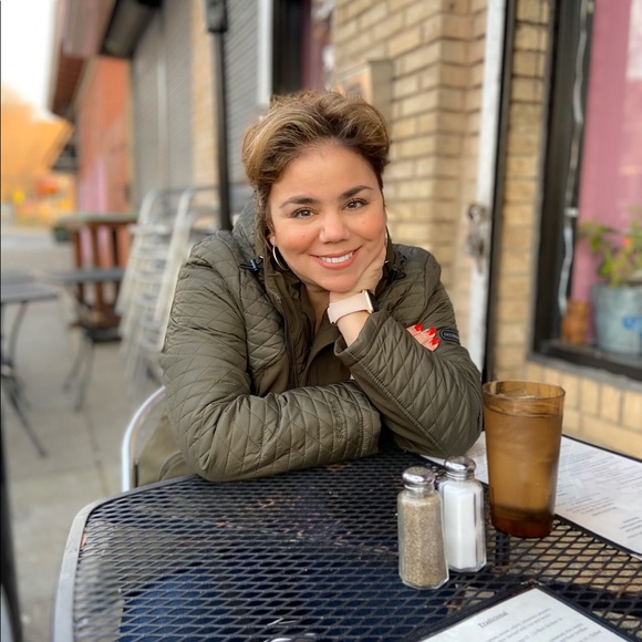 ⭐️⭐️Meet Your Posher⭐️⭐️ - Picture 2 of 16